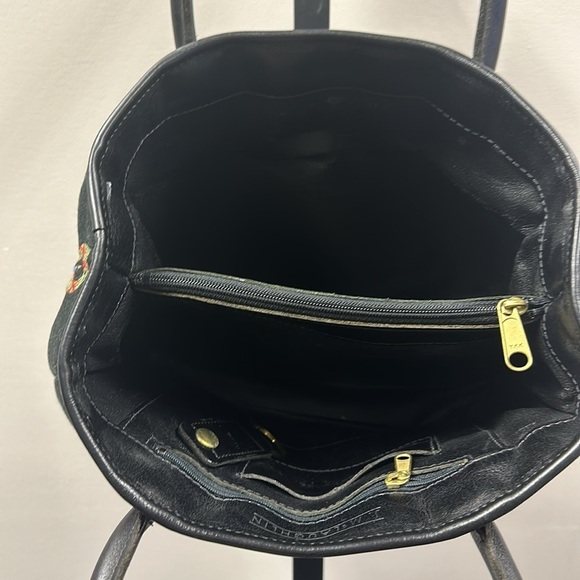 J. McLaughlin Holiday Wreath Purse Bag Black Vintage Embroidered Party Preppy - Picture 6 of 8